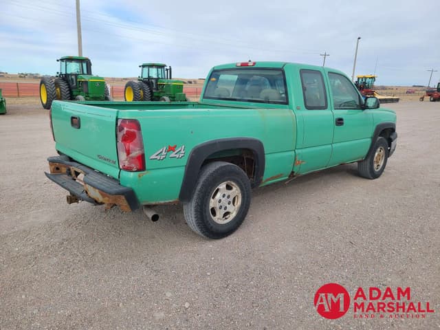 Image of Chevrolet 1500 equipment image 2