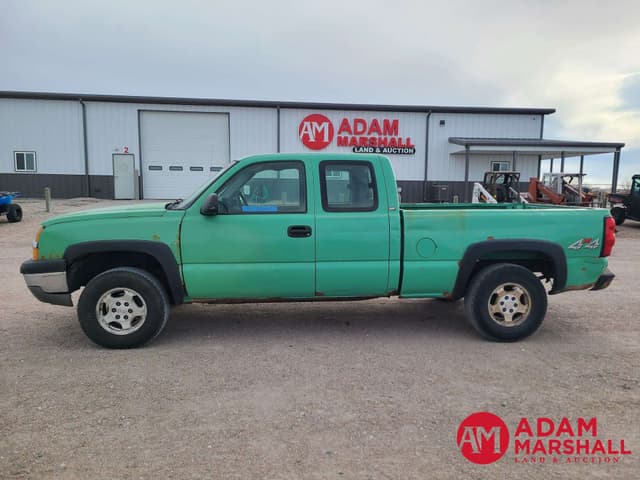 Image of Chevrolet 1500 equipment image 4