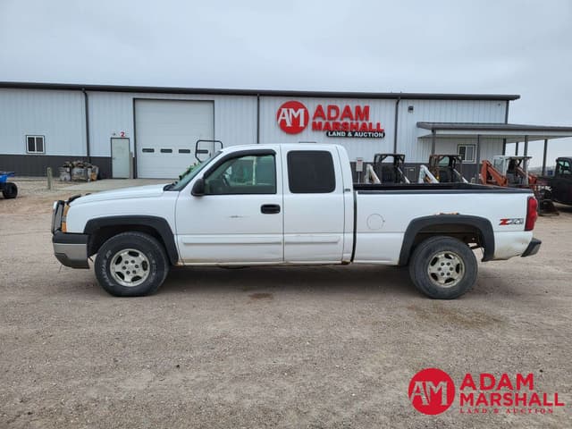 Image of Chevrolet 1500 equipment image 4