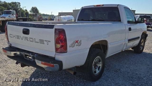 Image of Chevrolet 1500 equipment image 4