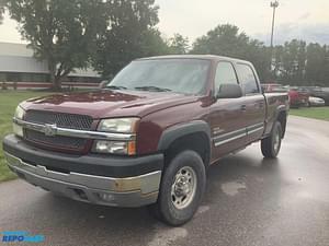 2003 Chevrolet 2500 Image