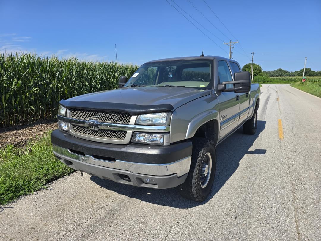 Image of Chevrolet 2500HD Primary image