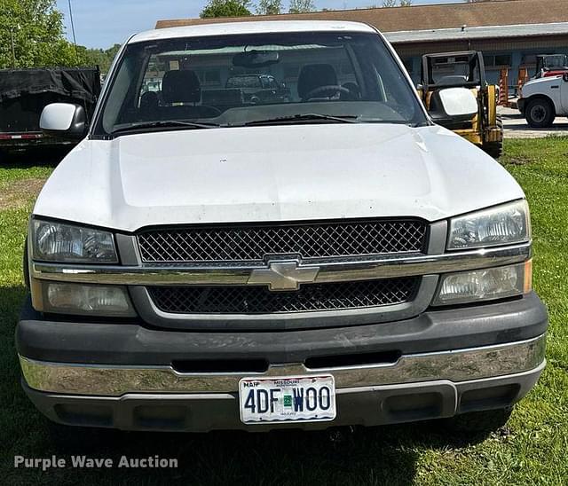 Image of Chevrolet 2500 equipment image 1