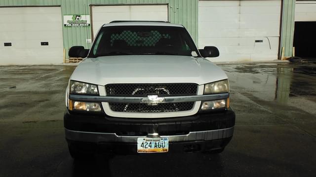 Image of Chevrolet 2500HD equipment image 1