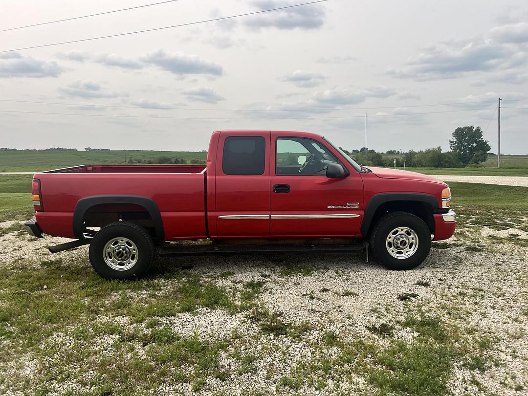 Image of Chevrolet 2500HD Primary image