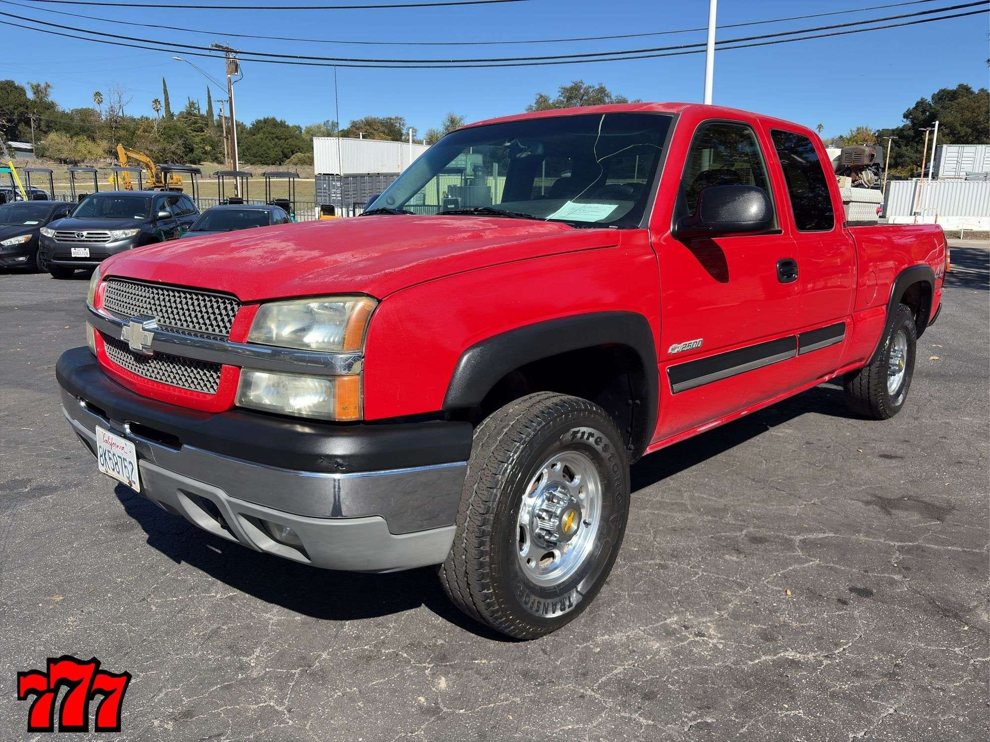 2003 Chevrolet 2500HD Equipment Image0
