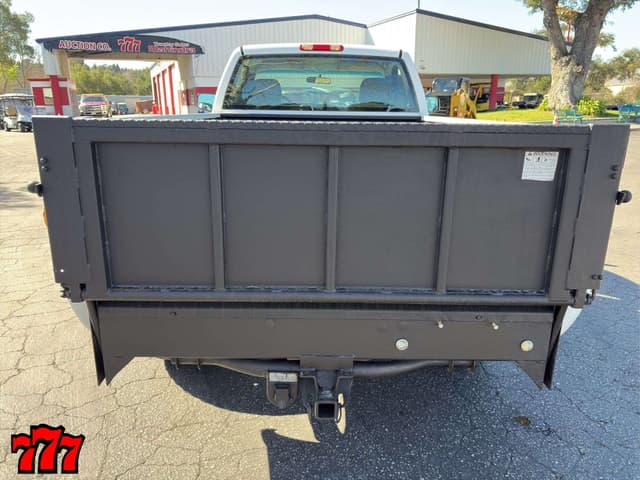 Image of Chevrolet 2500HD equipment image 4