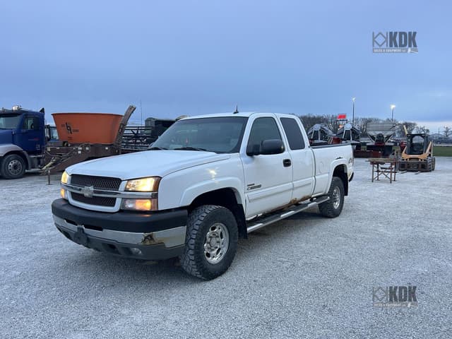 Image of Chevrolet 2500HD equipment image 2