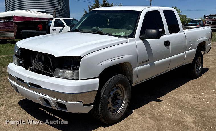 Image of Chevrolet 2500HD Primary image