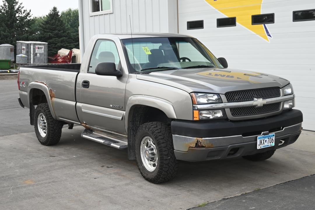 Image of Chevrolet 2500HD Primary image