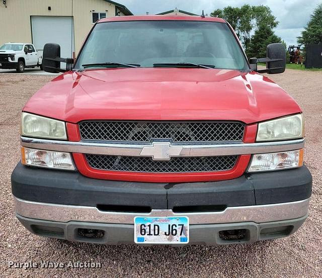 Image of Chevrolet 3500 equipment image 1