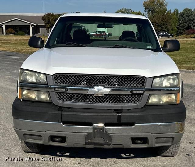 Image of Chevrolet 3500HD equipment image 1