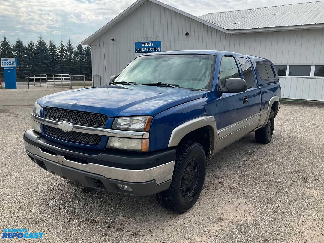 Image of Chevrolet Silverado Primary image