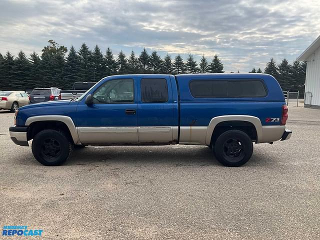 Image of Chevrolet Silverado equipment image 1