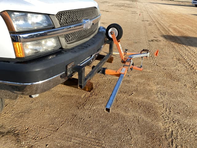 Image of Chevrolet Silverado equipment image 4