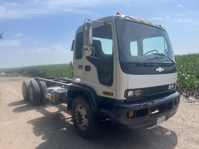 Image of Chevrolet T8500 equipment image 1
