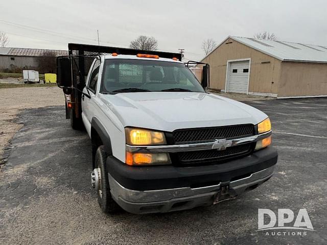 Image of Chevrolet 3500 equipment image 3