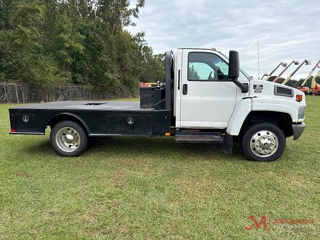 Image of Chevrolet C4500 equipment image 2