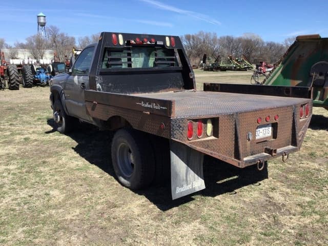 Image of Chevrolet 1500 equipment image 2