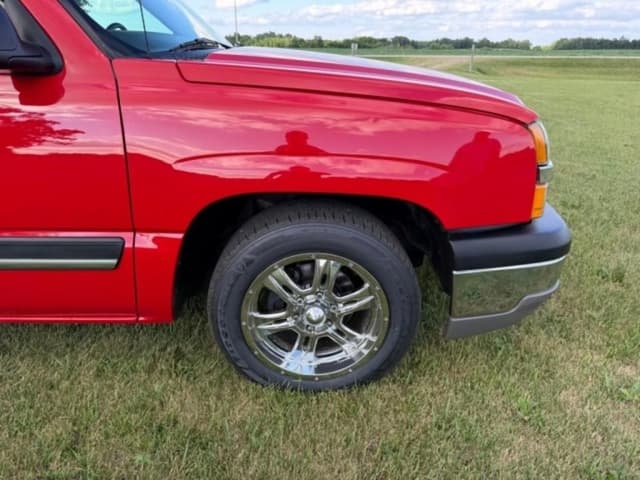 Image of Chevrolet 1500 equipment image 4