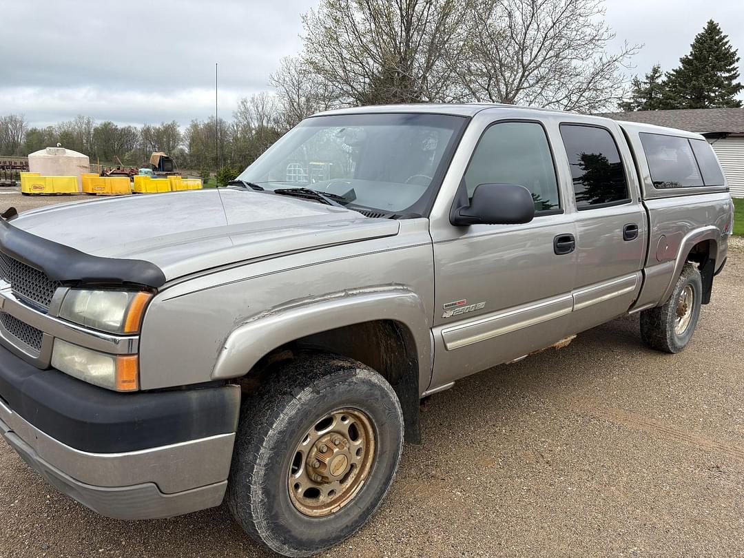 Image of Chevrolet 2500HD Primary image