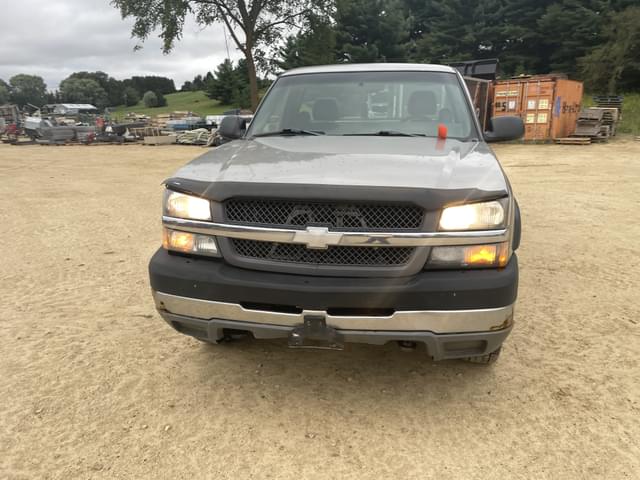 Image of Chevrolet 2500HD equipment image 1