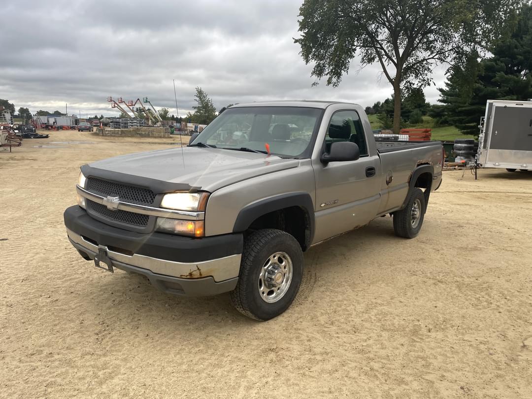 Image of Chevrolet 2500HD Primary image