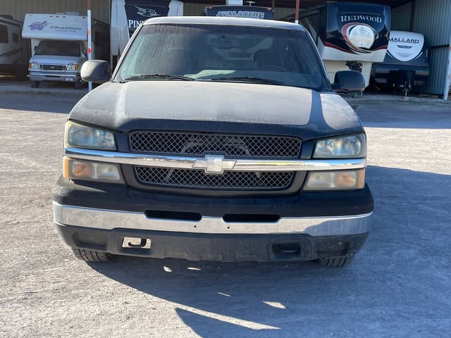 Image of Chevrolet Silverado equipment image 1