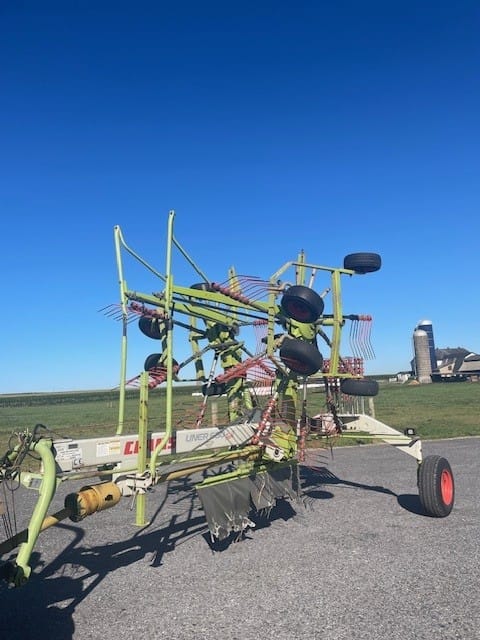 2003 CLAAS Liner 680 Equipment Image0