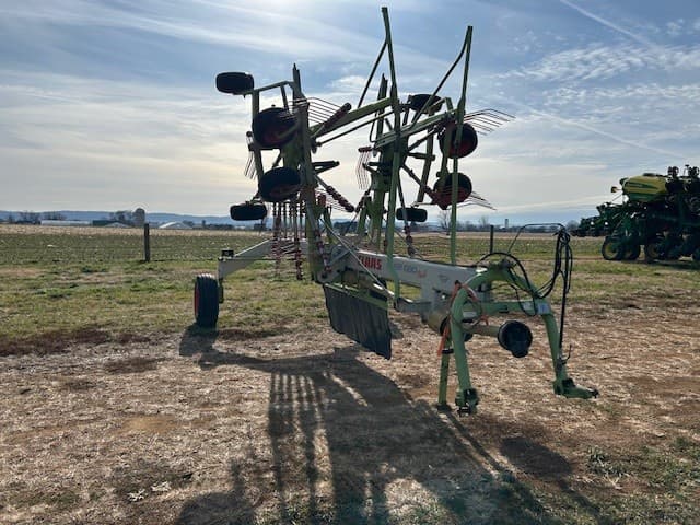 Image of CLAAS Liner 680 equipment image 1