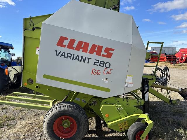 Image of CLAAS Variant 280 Roto Cut equipment image 2