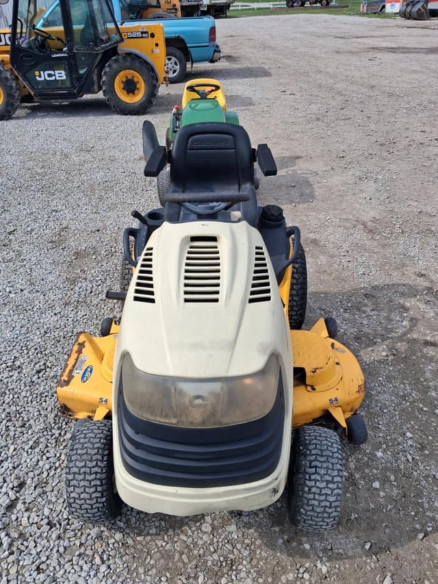 Image of Cub Cadet Super LT1554 equipment image 2
