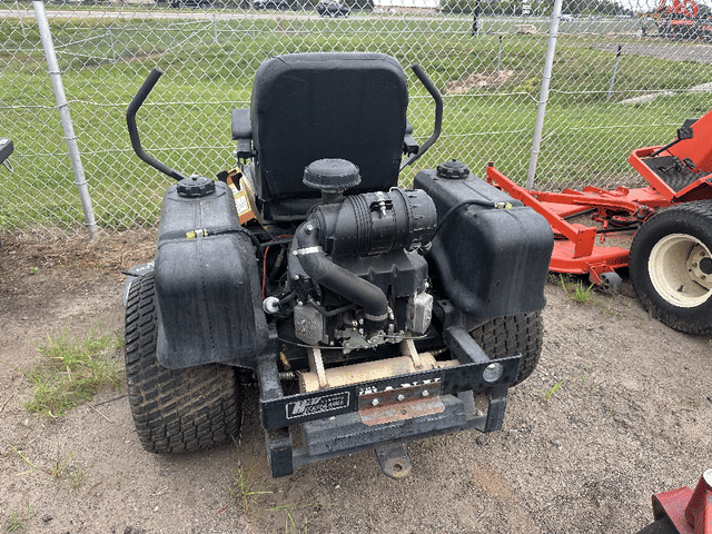 Image of Cub Cadet TANK M60 equipment image 4