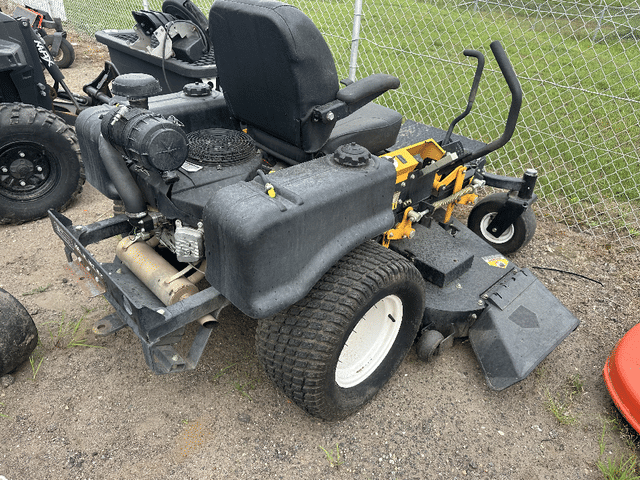 Image of Cub Cadet TANK M60 equipment image 2