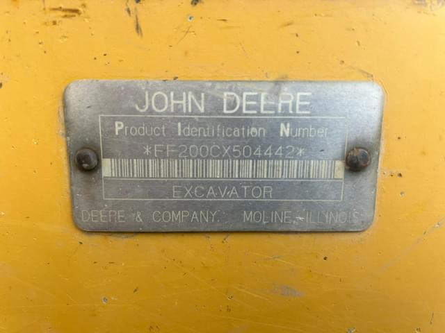 Image of John Deere 200C LC equipment image 1