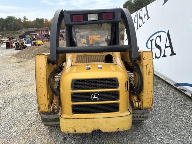 Image of John Deere 240 equipment image 3