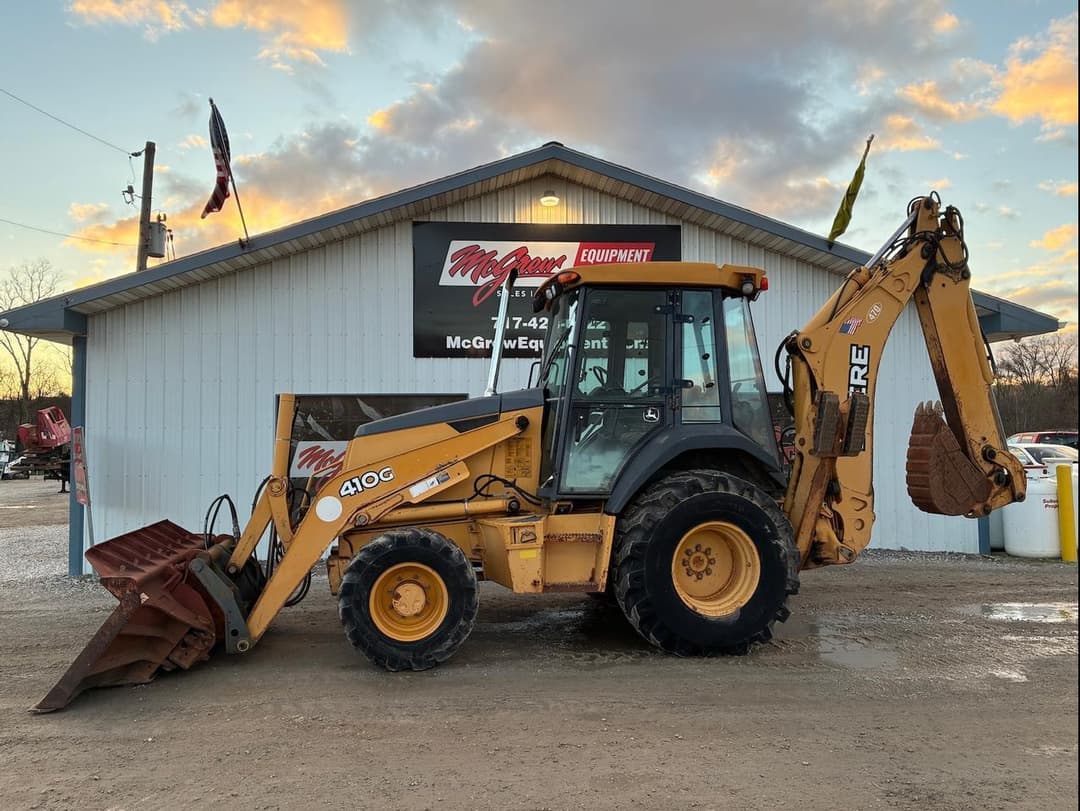 Image of John Deere 410G Primary image