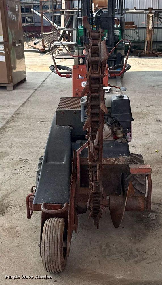 Image of Ditch Witch 1330 equipment image 1