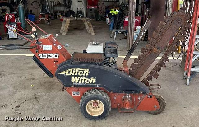 Image of Ditch Witch 1330 equipment image 3