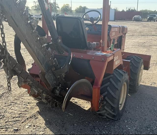 Image of Ditch Witch 3700 equipment image 2