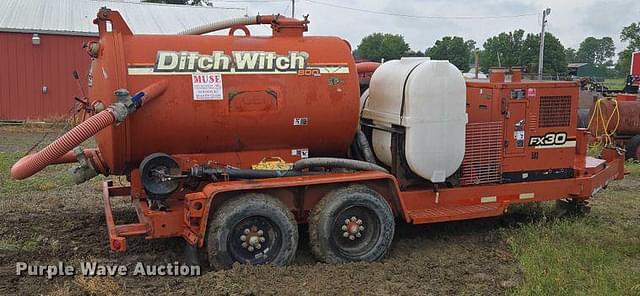 Image of Ditch Witch FX30 equipment image 3