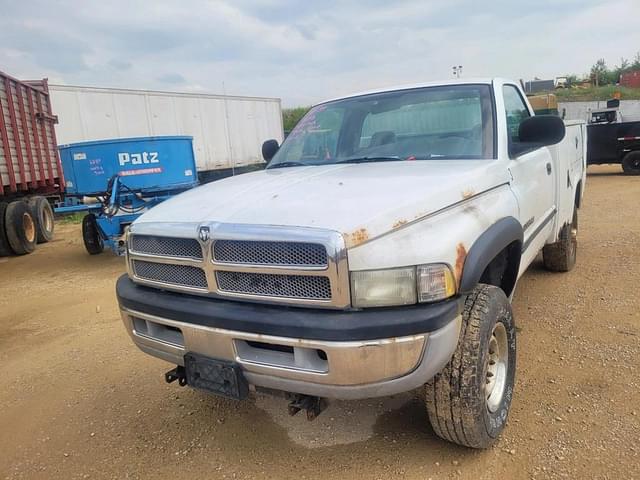 Image of Dodge Ram 2500 equipment image 1