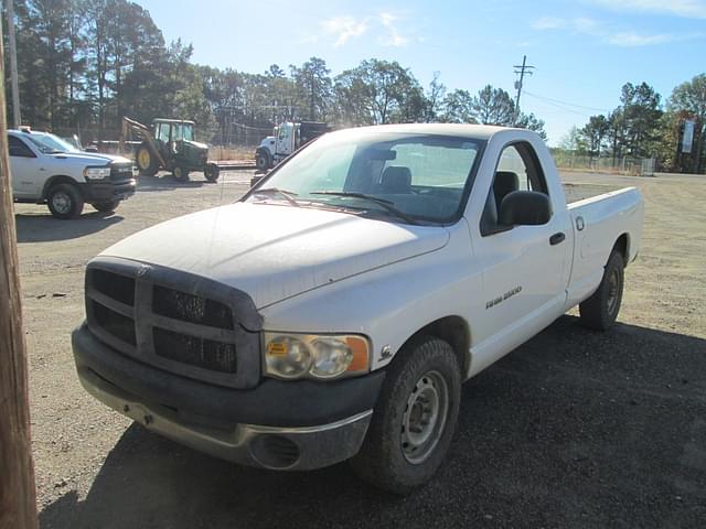 Image of Dodge Ram 2500 equipment image 1