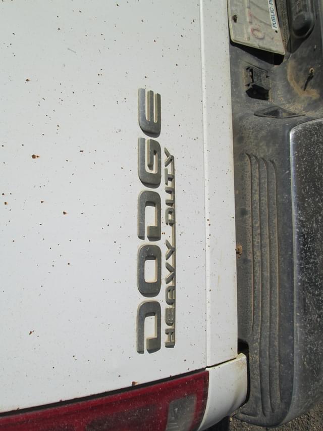 Image of Dodge Ram 2500 equipment image 4