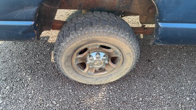 Image of Dodge Ram 2500 equipment image 4