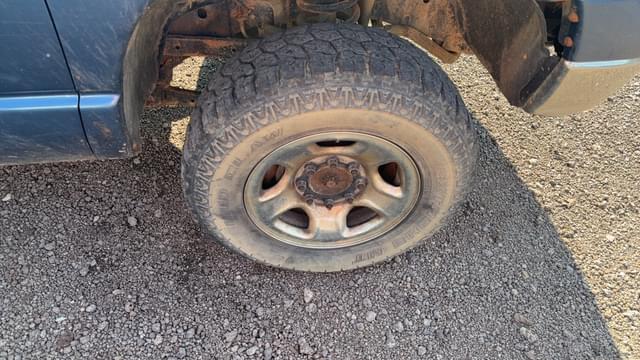 Image of Dodge Ram 2500 equipment image 3