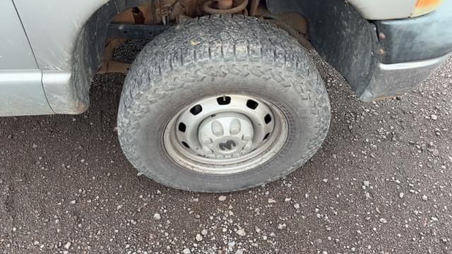 Image of Dodge Ram 2500 equipment image 3