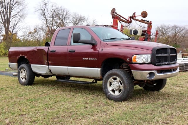Image of Dodge Ram 2500 equipment image 1