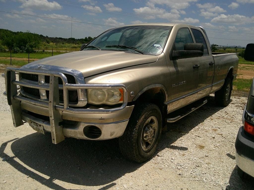 2003 Dodge Ram 2500 Equipment Image0