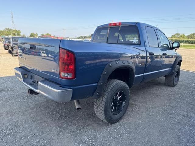 Image of Dodge Ram 1500 equipment image 4